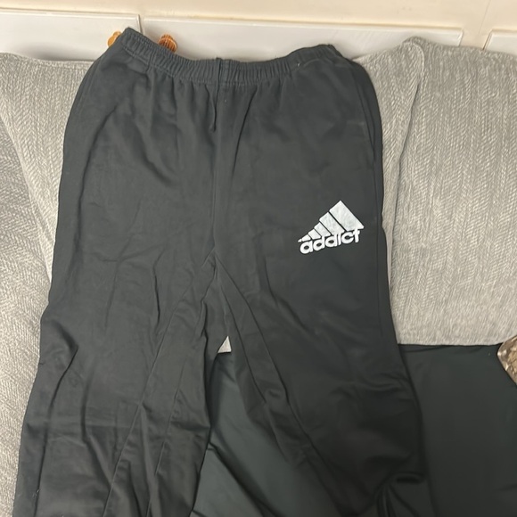 Y2K Streetwear Baggy Black Sweatpants - Picture 4 of 5